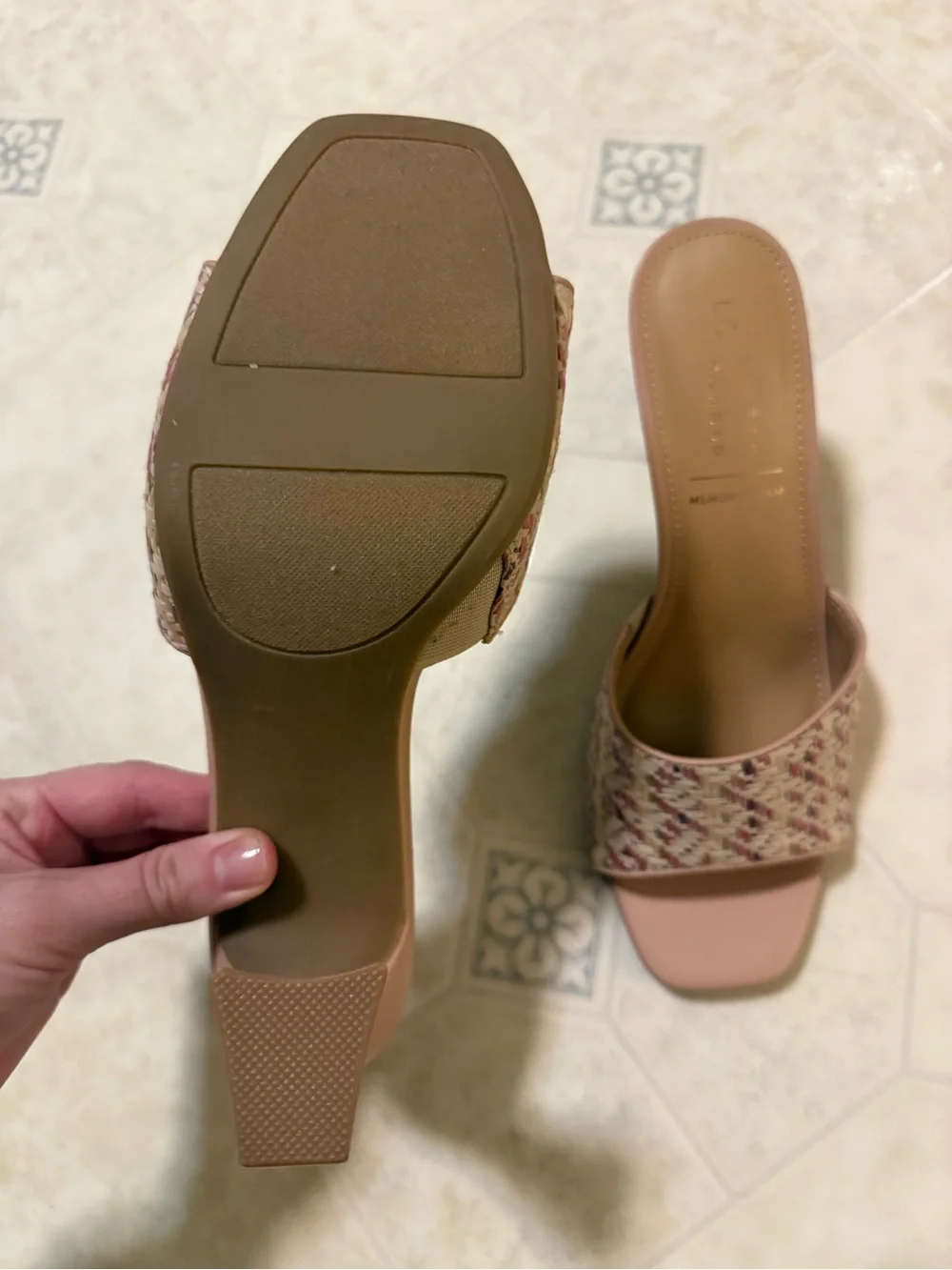 LC Lauren Conrad Blush Pink Woven Slide Mules - Picture 3 of 3